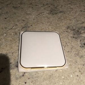 Tom Ford Large Bronzing Powder in 01 Gold Dust